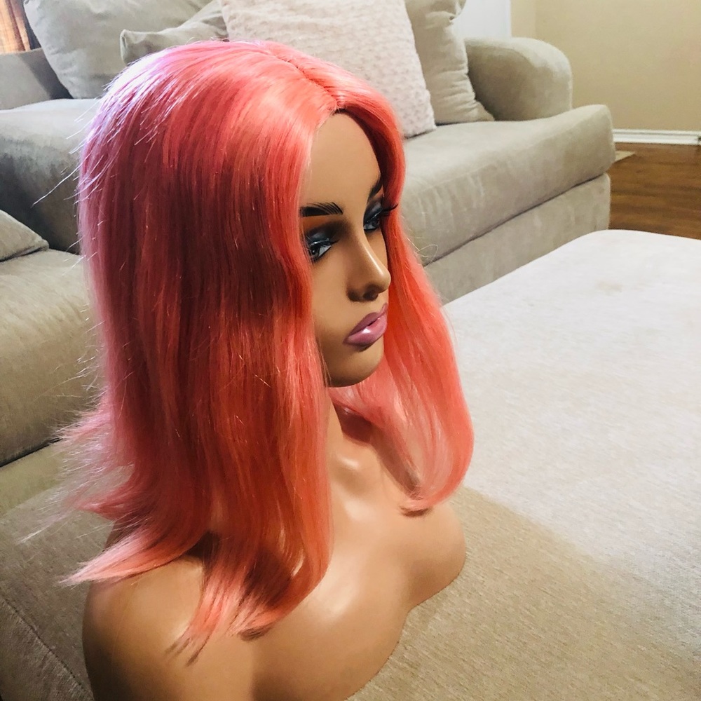 Wig - Picture 3 of 11